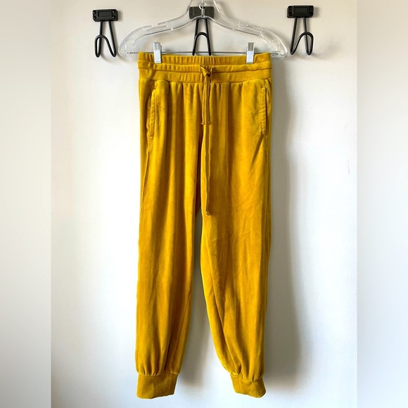 Anthropologie Pants - Anthropologie, XS, mustard yellow velour SO SOFT cuffed joggers women’s comfort